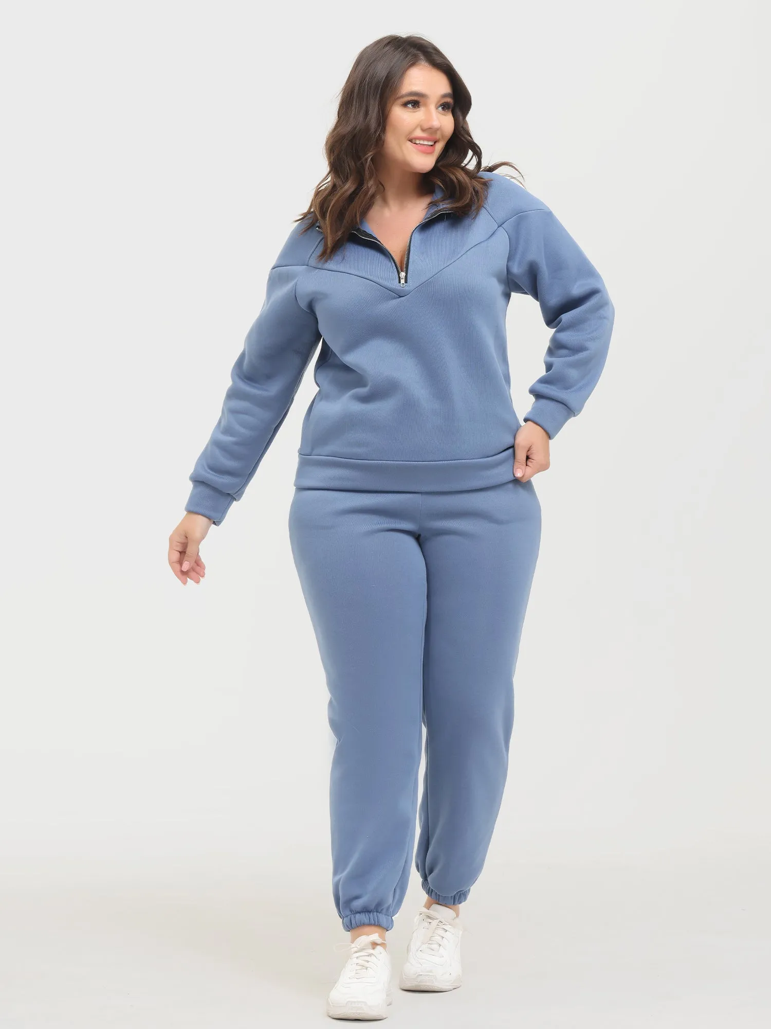 Midsize Long Sleeve Fleece Sweatershirt and Jogger Pants Set