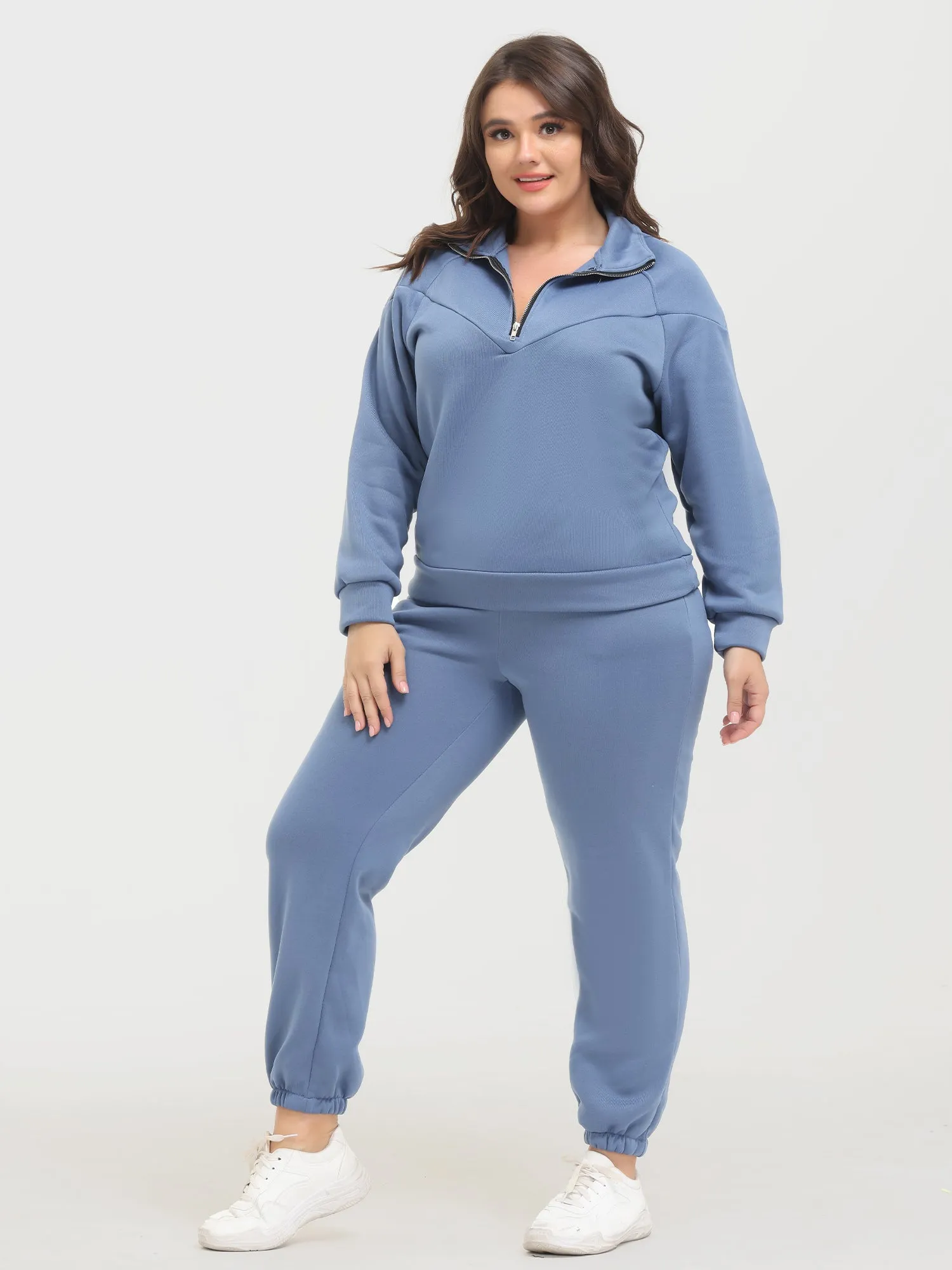 Midsize Long Sleeve Fleece Sweatershirt and Jogger Pants Set